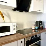 Ocean 27 Delux Seaview Apartment Vollga Promenade